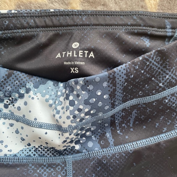 Athleta Sonar Leggings XS Like New! - Picture 3 of 5